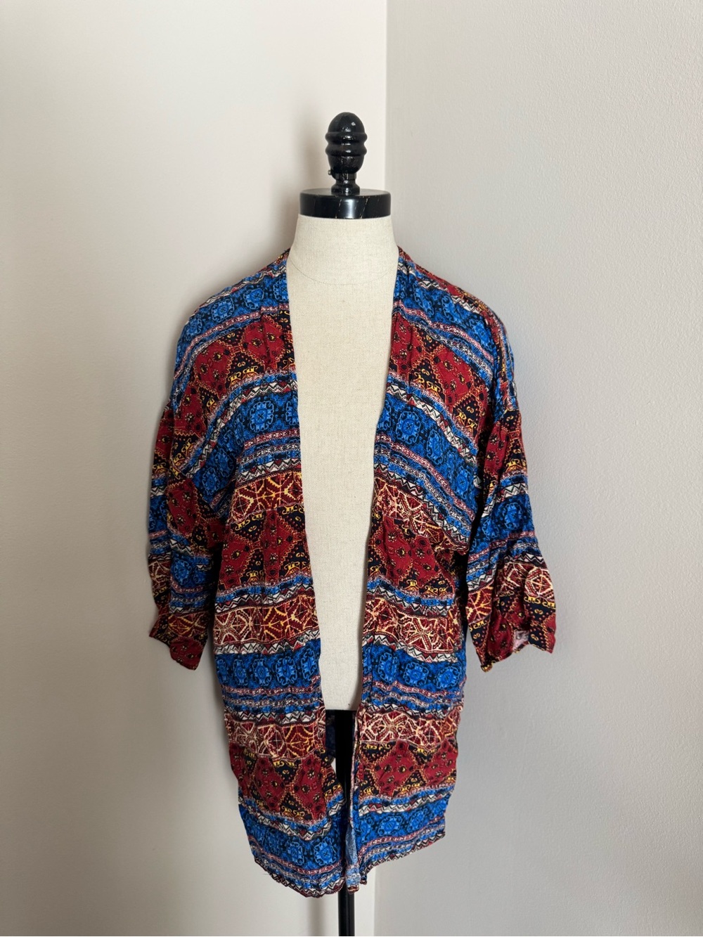 Forever 21 Red & Blue Patterned Open-Front Cardigan